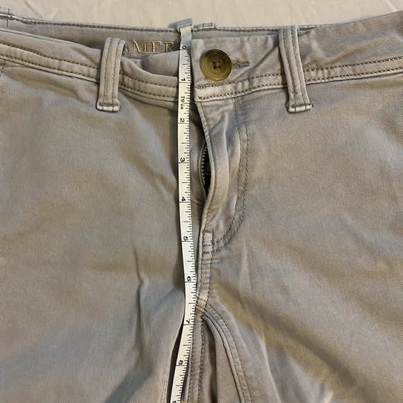 **3/$20** AEO Shorts - Size 00 - Picture 6 of 7